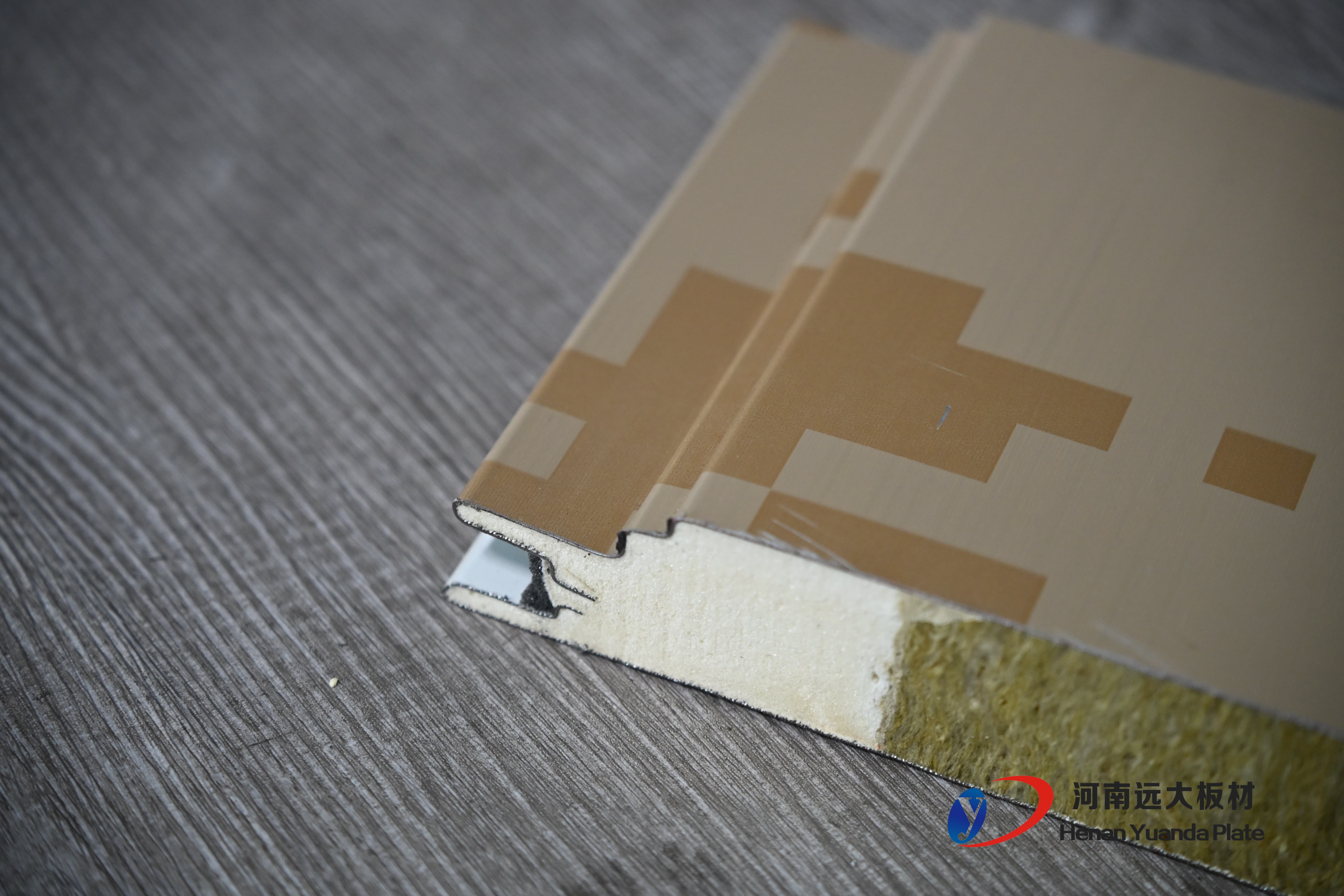 A級防火聚氨酯夾芯板 - 河南遠大板材廠家直供，保溫防火雙達標(圖2)